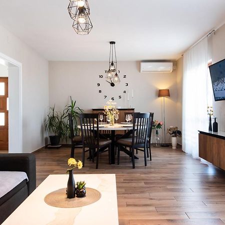 Superior Apartment Sincic Poreč Buitenkant foto